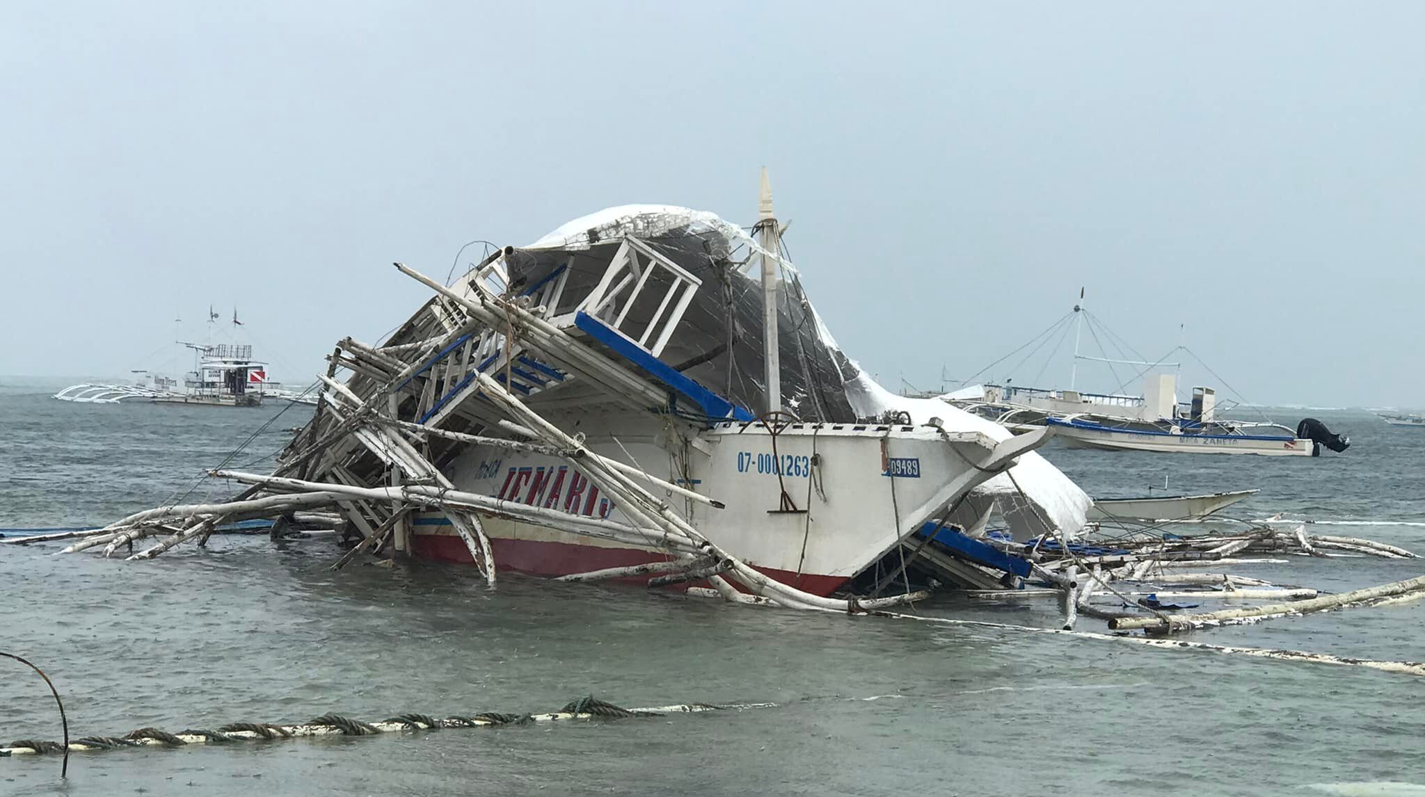 台風22号の被害状況＠アロナビーチ